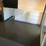 Bus Atypique Au Bord Du Canal Du Midi Et Au Coeur D'une Foret 2