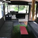 Bus Atypique Au Bord Du Canal Du Midi Et Au Coeur D'une Foret 2 * Villepinte (Aude)