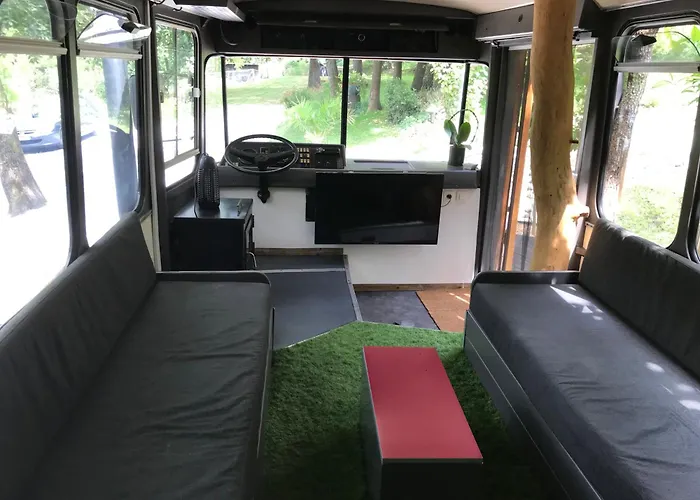 Bus Atypique Au Bord Du Canal Du Midi Et Au Coeur D'une Foret 2 * Villepinte