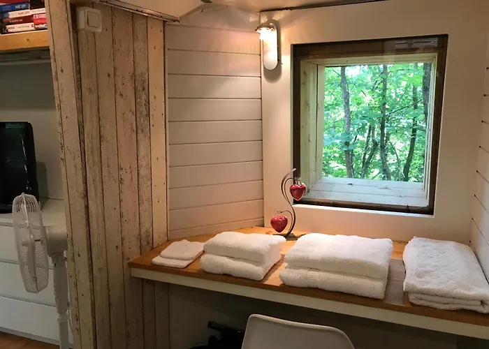 Bus Atypique Au Bord Du Canal Du Midi Et Au Coeur D'une Foret 2 別荘 Villepinte